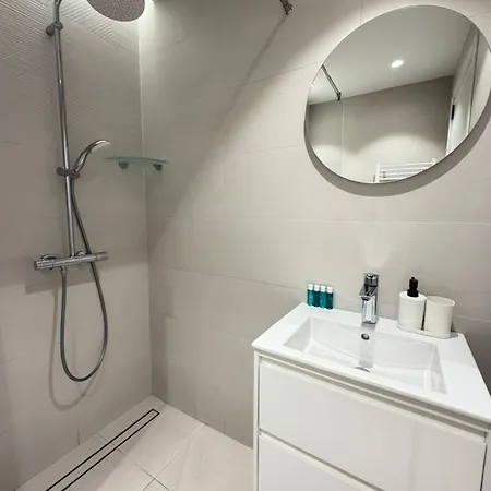 Appartement Positano Cosy Near Metro Working Desk And Wifi Sofia